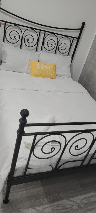 Andi 2-Apartament Băile Herculane Extérieur photo