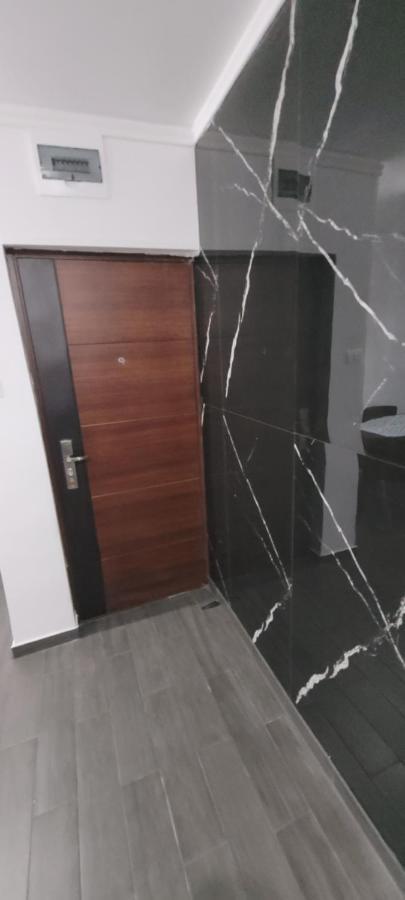 Andi 2-Apartament Băile Herculane Extérieur photo
